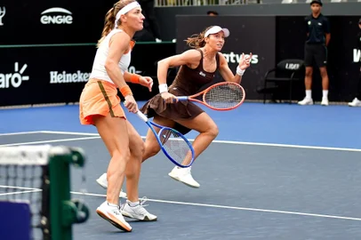 Tímea Babos, Luisa Stefani, tênis