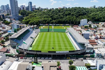CAXIAS DO SUL, RS, BRASIL, 25/02/2025. Reportagem especial sobre os 50 Anos do Estádio Alfredo Jaconi. Imagens gerais do estádio. (Neimar De Cesero/Agência RBS)<!-- NICAID(15982942) -->