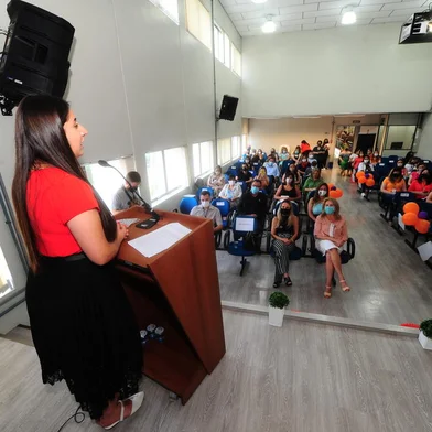CAXIAS DO SUL, RS, BRASIL, 25/11/2021. Abertura da  campanha 16 dias de ativismo contra violência contra a mulher. Na foto, Tamyris Padilha, titular da Coordenadoria da Mulher. (Porthus Junior/Agência RBS)<!-- NICAID(14950948) -->