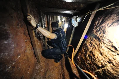 PORTO ALEGRE, RS, BRASIL - 22-02-2017 - Polícia descobre túnel e frustra plano de fuga no Presídio Central. De 200 a mil detentos planejavam fugir durante o Carnaval. (FOTO: RONALDO BERNARDI/AGÊNCIA RBS)<!-- NICAID(12749860) -->