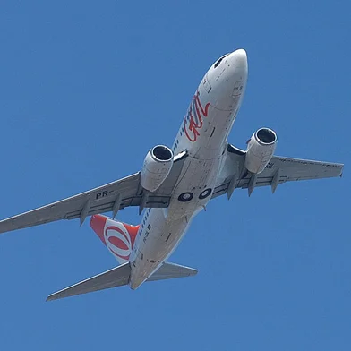 *** Avião da Gol-RRigon ***Avião da Gol. avião saindo do aeroporto de Caxias do Sul. empresa aérea Gol.<!-- NICAID(1152599) -->