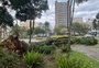 Vento forte provoca estragos na Praça Dante Alighieri, em Caxias do Sul