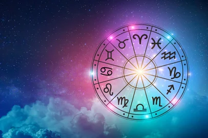 Zodiac signs inside of horoscope circle. Astrology in the sky with many stars and moons  astrology and horoscopes concept<!-- NICAID(15697354) -->
