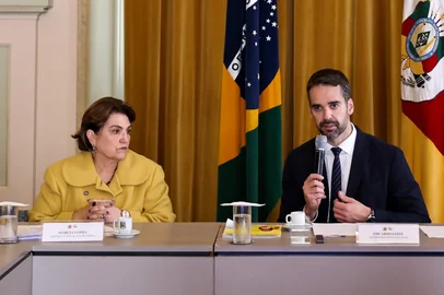 PORTO ALEGRE, RIO GRANDE DO SUL, BRASIL, 11.7.2025 – Audiência do Governador com a ministra das Mulheres, Márcia Lopes, no Palácio Piratini.<!-- NICAID(16078979) -->