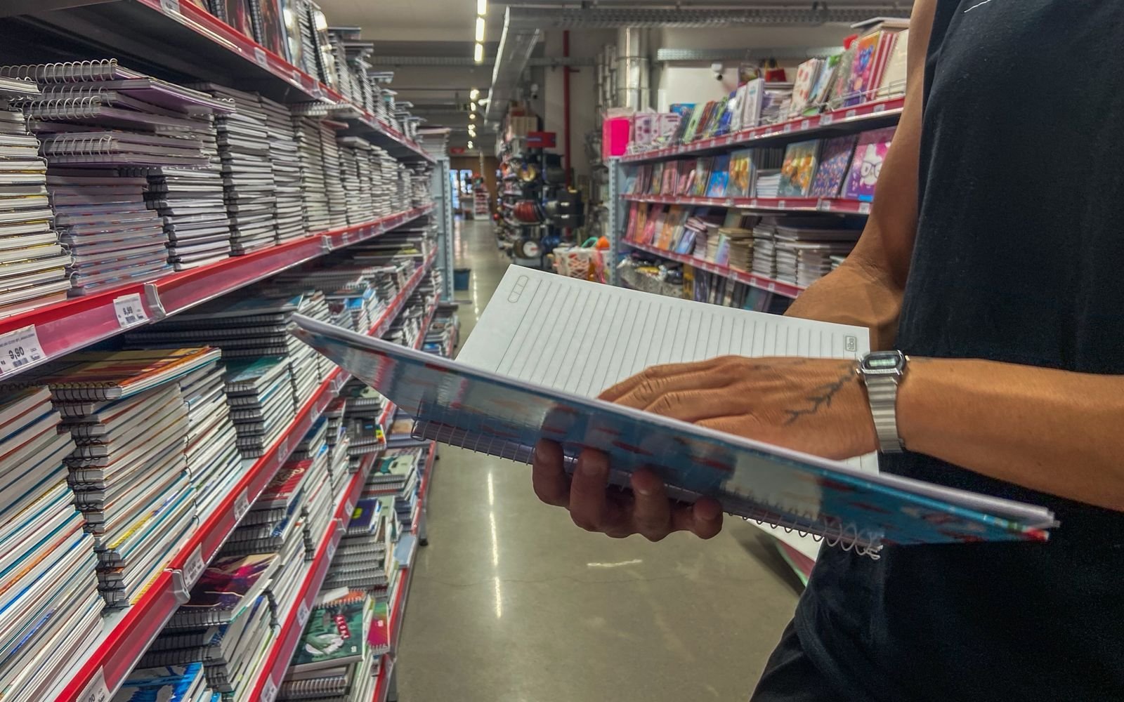 Material escolar fica mais caro em Pelotas, aponta levantamento do Procon