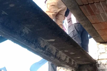 Arquibancada cede em Santa Cruz do Sul<!-- NICAID(15509374) -->