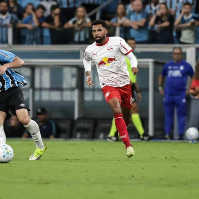 PORTO ALEGRE, RS, BRASIL, 12-03-2026: Grêmio x RB Bragantino, partida válida pela quinta rodada do Brasileirão 2026. O jogo ocorre na Arena, em Porto Alegre. Foto: Renan Mattos/Agência RBS<!-- NICAID(16244443) -->