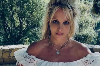 britney spears<!-- NICAID(15579206) -->
