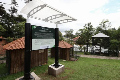 CAXIAS DO SUL, RS, BRASIL, 10/12/2024. Após quatro anos fechado, zoológico da UCS, em Caxias, reabre para visitação. Estudantes da escola Cetec fizeram o passeio de estudos nesta terça-feira (10) pela primeira vez desde 2020. (Bruno Todeschini/Agência RBS)Indexador: Bruno Todeschini<!-- NICAID(15932795) -->
