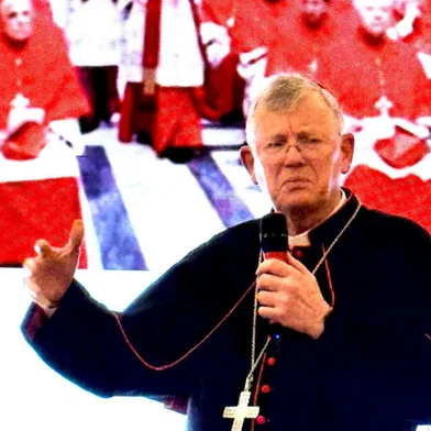 Em almoço com histórias do conclave, dom Jaime Spengler pede apoio para reforma de prédio da Central de Pastoral João Paulo II<!-- NICAID(16143799) -->