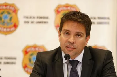 Rio de Janeiro - O delegado de Polícia Federal (PF), Alexandre Ramagem Rodrigues durante coletiva de imprensa sobre operação Cadeia Velha, na sede da superintendência regional da PF (Tomaz Silva/Agência Brasil)