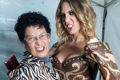 Sheila Mello revelou a morte da mãe, Shirley, na quarta-feira, 27 de abril de 2022.<!-- NICAID(15079390) -->