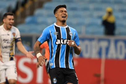 Porto Alegre, RS, Brasil, 29/05/2025 - Grêmio vs Sportivo Luqueño-PAR, na Arena, pela Sul-Americana 2025 - Arezo. Foto: Jefferson Botega/Agência RBSIndexador: jeff botega<!-- NICAID(16048644) -->