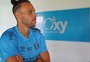 Braithwaite se apresenta para pré-temporada do Grêmio com um dia de antecedência