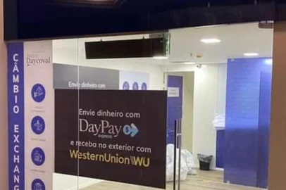 DayCâmbio<!-- NICAID(15460447) -->
