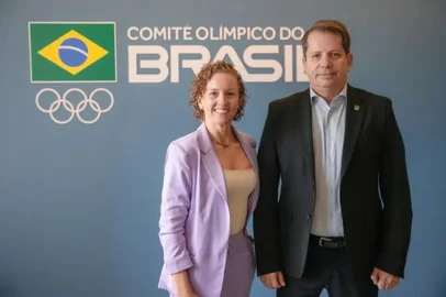 Yane Marques, Marco Laporta, COB