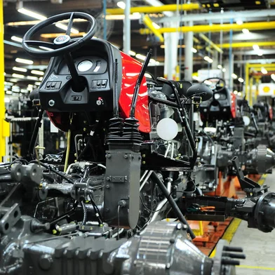 CANOAS, RS, BRASIL - 26-05-2014- Evolução tecnológica de máquinas agrícola faz com que mecânicos se tornem consultores técnicos para solucionar problemas com equipamentos em lavouras (FOTO: TADEU VILANI/AGÊNCIA RBS)<!-- NICAID(10520771) -->