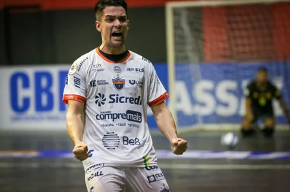 Passo Fundo estreia com vitória no Campeonato Brasileiro de Futsal<!-- NICAID(16034598) -->