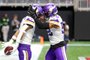 Minnesota Vikings v Atlanta FalconsATLANTA, GEORGIA - NOVEMBER 05: Byron Murphy Jr. #7 of the Minnesota Vikings celebrates an interception during the third quarter of the game with Jordan Hicks #58 of the Minnesota Vikings against the Atlanta Falcons at Mercedes-Benz Stadium on November 05, 2023 in Atlanta, Georgia.   Kevin C. Cox/Getty Images/AFP (Photo by Kevin C. Cox / GETTY IMAGES NORTH AMERICA / Getty Images via AFP)Editoria: SPOLocal: AtlantaIndexador: KEVIN C. COXSecao: American footballFonte: GETTY IMAGES NORTH AMERICAFotógrafo: CONTRIBUTOR<!-- NICAID(15591488) -->