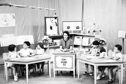 Programa infantil Uni-Duni-Tê marcou a estreia da TV Globo.<!-- NICAID(16022766) -->