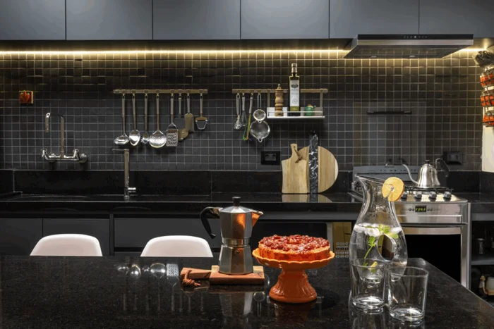 Adriano Escanhuela /  | Portal EdiCase