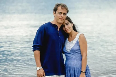 Guilherme Fontes e Gloria Pires foram os protagonistas do remake de "Mulheres de Areia" (1993)<!-- NICAID(15466091) -->