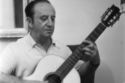 Compositor Tulio Piva#Envelope: 71680<!-- NICAID(11879341) -->