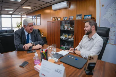 Ex-minsitro Carlos Marun visita governador em exercício, Gabriel Souza.<!-- NICAID(15478938) -->