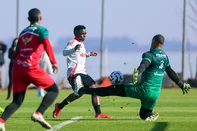 Carbonero participa de jogo-treino pelo Inter<!-- NICAID(16075132) -->