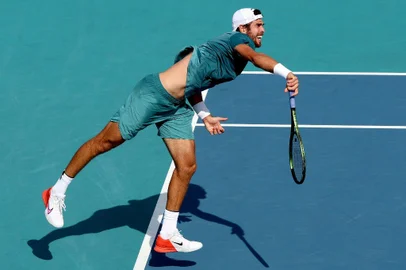 Karen Khachanov, tênis