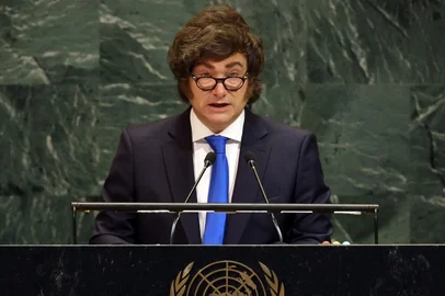 NEW YORK, NEW YORK - SEPTEMBER 24: President of Argentina Javier Milei addresses the United Nations (UN) General Assembly during the 80th session of the annual event on September 24, 2025, in New York City. This years theme for the annual global meeting is Better together: 80 years and more for peace, development, and human rights.   Spencer Platt/Getty Images/AFP (Photo by SPENCER PLATT / GETTY IMAGES NORTH AMERICA / Getty Images via AFP)<!-- NICAID(16131672) -->