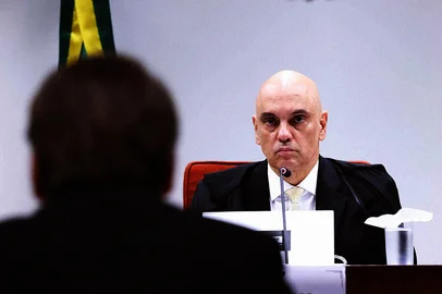 BRASÍLIA, DF, BRASIL, 10-06-2025: Interrogatórios dos réus da Ação Penal (AP) 2668 - Jair Messias Bolsonaro, diante de Alexandre de Moraes. Foto: Fellipe Sampaio/STF<!-- NICAID(16091247) -->
