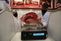 CAXIAS DO SUL, RS, BRASIL (03/02/2021)A reportagem fez uma verificação de como está o valor das carnes nos açougues de mercados, sacolões e casas de carnes da cidade. Um dos cortes mais caros é a picanha que chegou a ser encontrada por R$ 74,99.(Antonio Valiente/Agência RBS)<!-- NICAID(14706039) -->