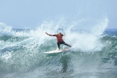 Tatiana Weston-Webb, surfe