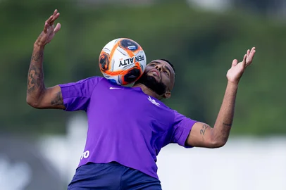 Alex Santana em treino do Corinthians<!-- NICAID(16051186) -->