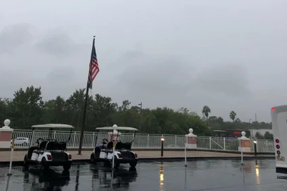 Furacão Milton se aproxima da Flórida. No aeroporto de Orlando, voos seguem confirmados.<!-- NICAID(15885694) -->
