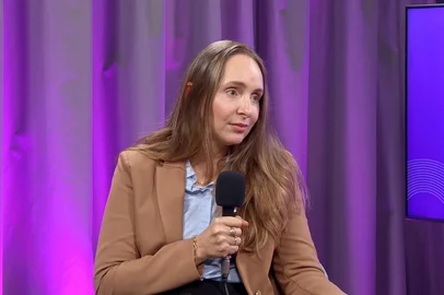Aline Deparis, CEO da Privacy Tools, empresa gaúcha que cria canais de ética para grandes, médias e pequenas empresas, em entrevista ao Radar de Inovação, no estúdio de podcasts de GZH, em 29 de setembro de 2026. Foto: Leandro Mocca/Grupo RBS<!-- NICAID(16377125) -->