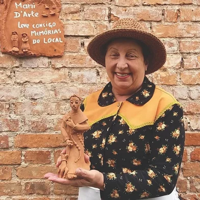 Como uma escultura de São Francisco de Assis produzida em Vila Flores chegou às mãos do papa.<!-- NICAID(16021566) -->