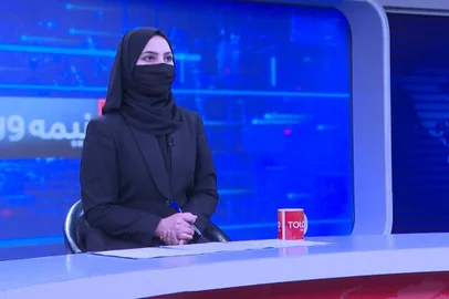 Apresentadora de TV no afeganistão<!-- NICAID(15103400) -->