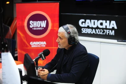 CAXIAS DO SUL, RS, BRASIL, 08/04/2022. Walter Dal Zotto Jr., presidente do Juventude, participa do programa Show dos Esportes no estúdio da Rádio Gaúcha Serra. (Porthus Junior/Agência RBS)<!-- NICAID(15064482) -->