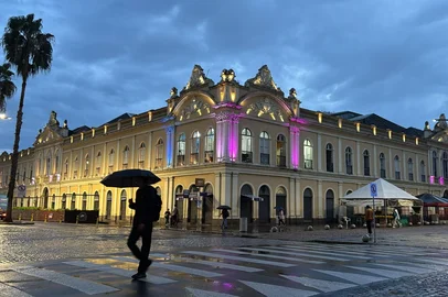 Avanço de ciclone extratropical espalha chuva pelo RS nesta quinta-feira.<!-- NICAID(16266946) -->