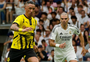Ex-atacantes do Grêmio marcam gols em jogo festivo com Santiago Bernabéu lotado 