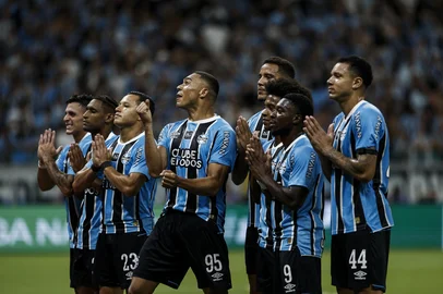 PORTO ALEGRE, RS, BRASIL, 01-03-2026: GreNal 450. Grêmio e Internacional se enfrentam na Arena pela jogo do ida da final do Gauchão de Futebol 2026. Fotos: Duda Fortes/Agencia RBS<!-- NICAID(16236018) -->
