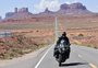 Gaúcho que viajou de moto do Alasca a Ushuaia lança livro em Porto Alegre