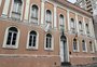Em fotos, veja as transformações do prédio mais antigo de Porto Alegre