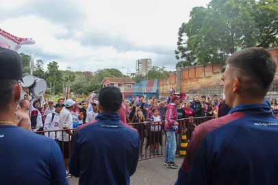 Caxias viaja para final do Gauchão contra o Grêmio, com apoio da torcida<!-- NICAID(15397448) -->