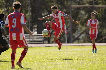 Apafut 4 x 1 Clube 1992 pela 5ª rodada da Terceirona Gaúcha 2025.<!-- NICAID(16151889) -->