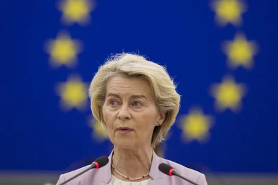 European Commission President Ursula von der Leyen gives a speech during a plenary session at the European Parliament, in Strasbourg on July 9, 2025. Von der Leyen on July 7, 2025 dismissed a far-right sponsored motion of no confidence against her as a conspiracy theory-laden attempt to undermine European unity, ahead of a vote that casts renewed scrutiny on her leadership. The rare challenge has virtually no chance of unseating the conservative European Commission president in the vote to be held on July 10, 2025. (Photo by Jean-Christophe VERHAEGEN / AFP)<!-- NICAID(16079364) -->