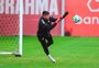 Rochet seguirá atuando pelo Inter até o fim do ano mesmo com dores por fissura