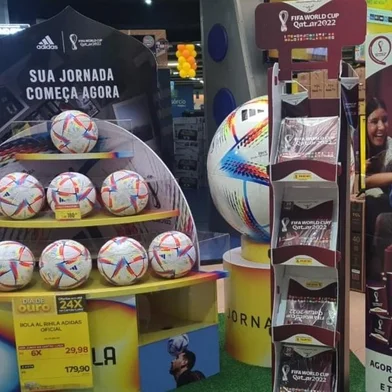 Figurinhas para o álbum da Copa<!-- NICAID(15204928) -->
